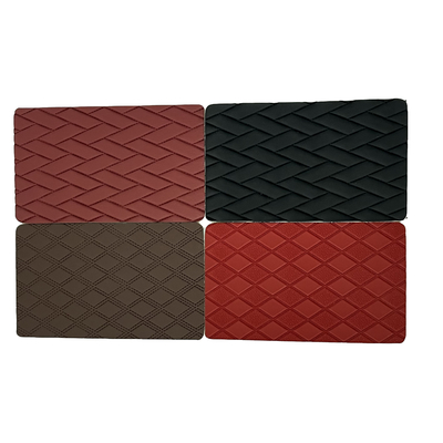 Embroidery Cubierta de PVC de cuero sintético artificial con esponja para la cubierta del asiento del automóvil