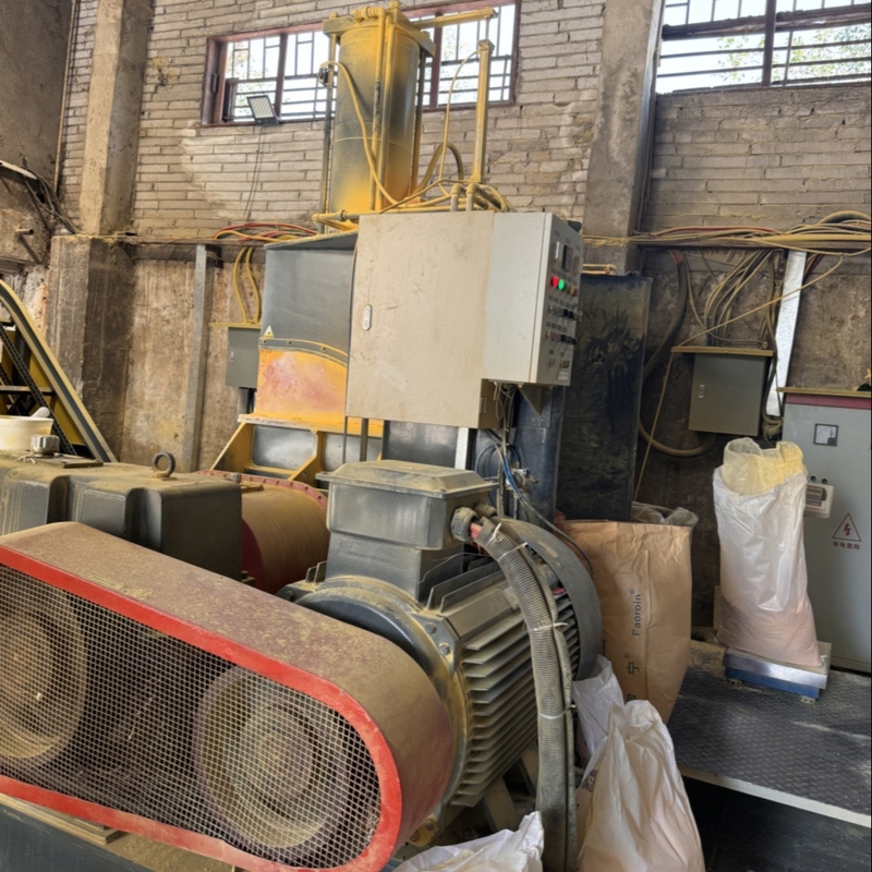 Máquina de mezcla interna con motor invertible de 4 kW para la producción de espuma de PE XPE IXPE CE