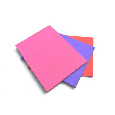 38 grados de dureza Hoja de espuma EVA flexible y colorida con soporte adhesivo para proyectos artesanales