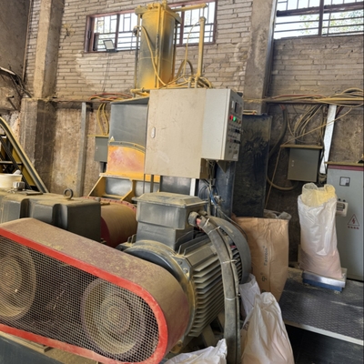 Máquina de mezcla interna con motor invertible de 4 kW para la producción de espuma de PE XPE IXPE CE